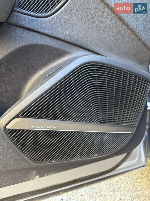 Позашляховик / Кросовер Audi Q5 2018 в Львові фото 10 Позашляховик / Кросовер Audi Q5 2018 в Львові