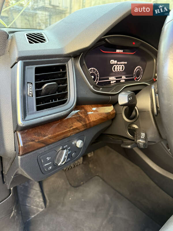 Позашляховик / Кросовер Audi Q5 2018 в Львові фото 25 Позашляховик / Кросовер Audi Q5 2018 в Львові