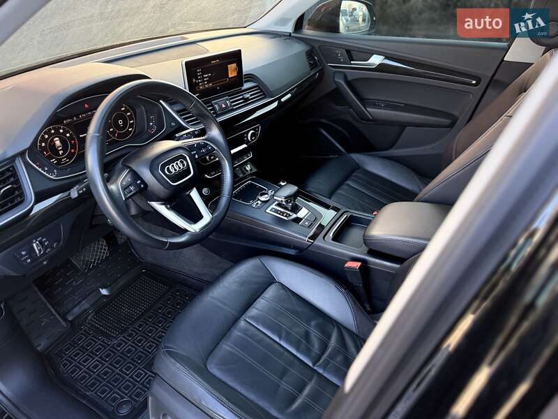 Внедорожник / Кроссовер Audi Q5 2018 в Львове