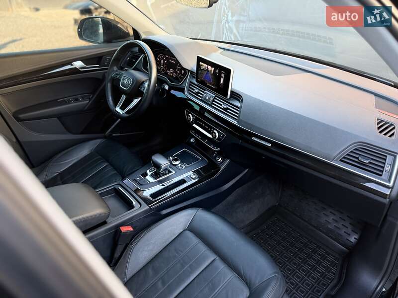 Внедорожник / Кроссовер Audi Q5 2018 в Львове