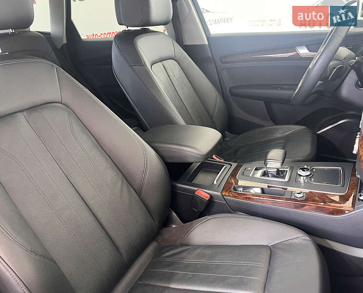 Позашляховик / Кросовер Audi Q5 2017 в Львові фото 9 Позашляховик / Кросовер Audi Q5 2017 в Львові