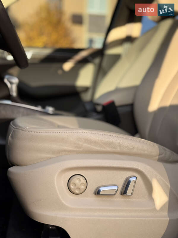 Внедорожник / Кроссовер Audi Q5 2016 в Киеве