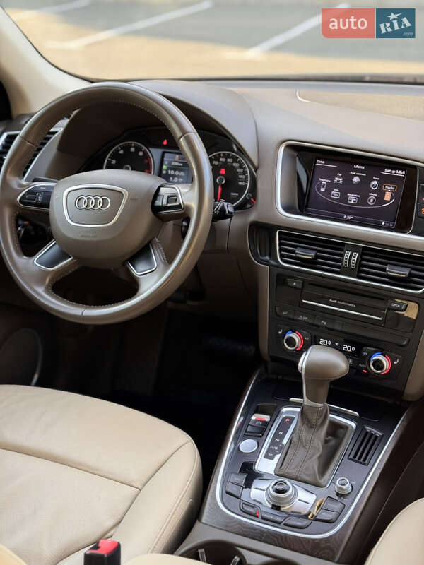 Внедорожник / Кроссовер Audi Q5 2016 в Киеве