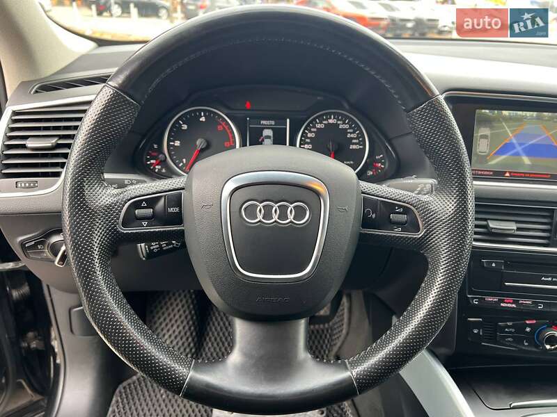 Позашляховик / Кросовер Audi Q5 2011 в Києві