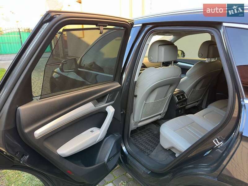Позашляховик / Кросовер Audi Q5 2017 в Львові фото 23 Позашляховик / Кросовер Audi Q5 2017 в Львові