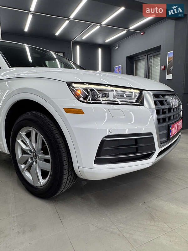 Внедорожник / Кроссовер Audi Q5 2020 в Коломые