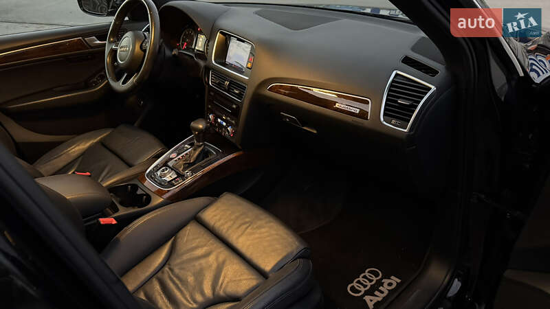 Позашляховик / Кросовер Audi Q5 2014 в Шепетівці