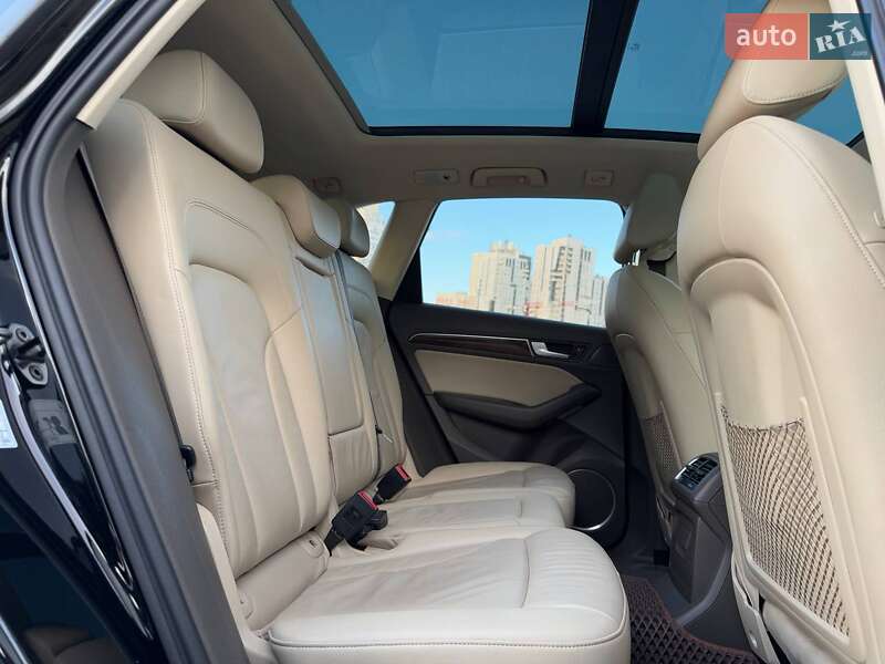 Внедорожник / Кроссовер Audi Q5 2016 в Киеве