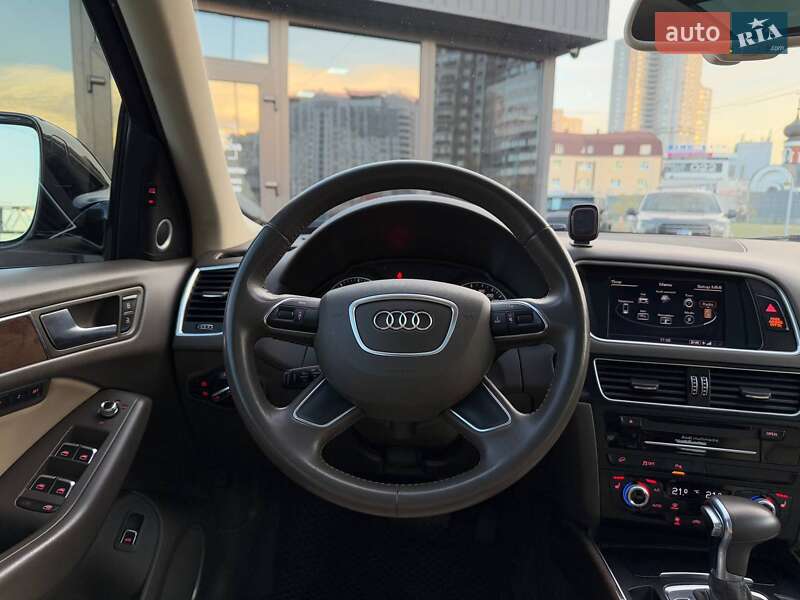 Внедорожник / Кроссовер Audi Q5 2016 в Киеве