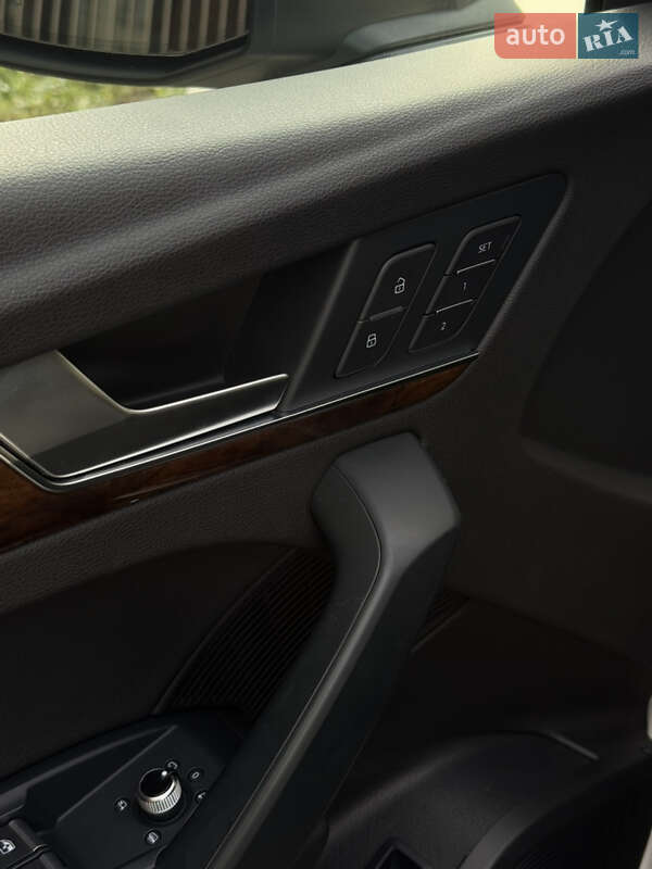 Внедорожник / Кроссовер Audi Q5 2017 в Киеве фото 22 Внедорожник / Кроссовер Audi Q5 2017 в Киеве