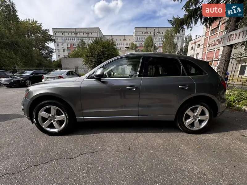 Внедорожник / Кроссовер Audi Q5 2012 в Киеве