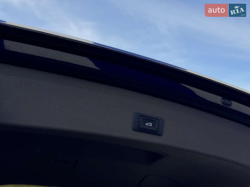 Позашляховик / Кросовер Audi Q5 2015 в Калуші