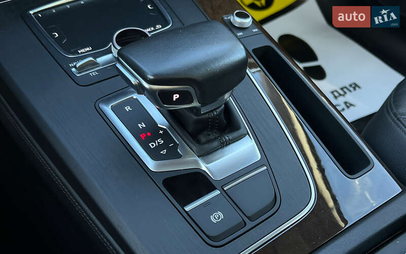 Позашляховик / Кросовер Audi Q5 2019 в Львові