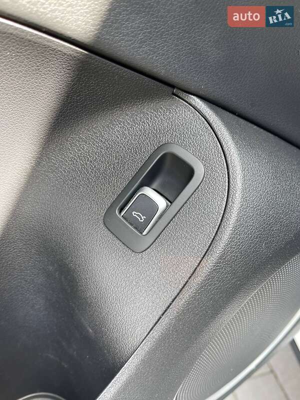 Позашляховик / Кросовер Audi Q5 2015 в Львові фото 11 Позашляховик / Кросовер Audi Q5 2015 в Львові