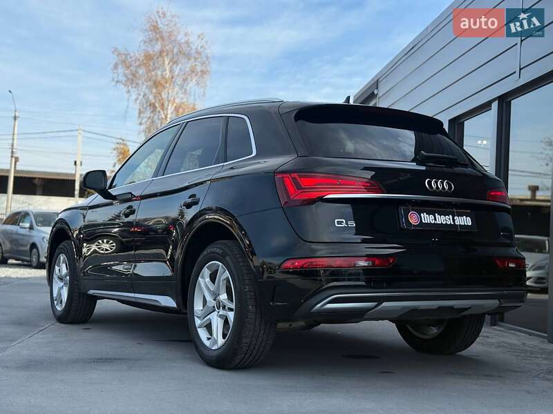 Внедорожник / Кроссовер Audi Q5 2023 в Ровно