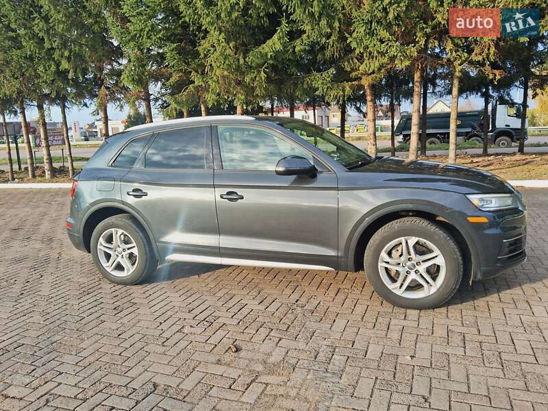 Внедорожник / Кроссовер Audi Q5 2018 в Ровно фото 7 Внедорожник / Кроссовер Audi Q5 2018 в Ровно