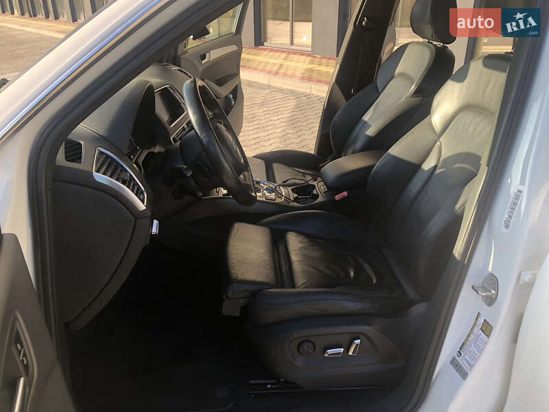 Позашляховик / Кросовер Audi Q5 2013 в Луцьку
