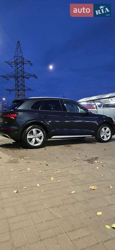 Позашляховик / Кросовер Audi Q5 2018 в Дніпрі фото 50 Позашляховик / Кросовер Audi Q5 2018 в Дніпрі