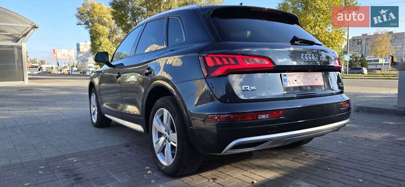 Позашляховик / Кросовер Audi Q5 2018 в Дніпрі фото 66 Позашляховик / Кросовер Audi Q5 2018 в Дніпрі