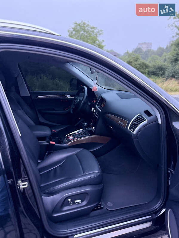 Внедорожник / Кроссовер Audi Q5 2016 в Львове