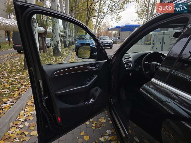 Позашляховик / Кросовер Audi Q5 2012 в Дніпрі фото 21 Позашляховик / Кросовер Audi Q5 2012 в Дніпрі