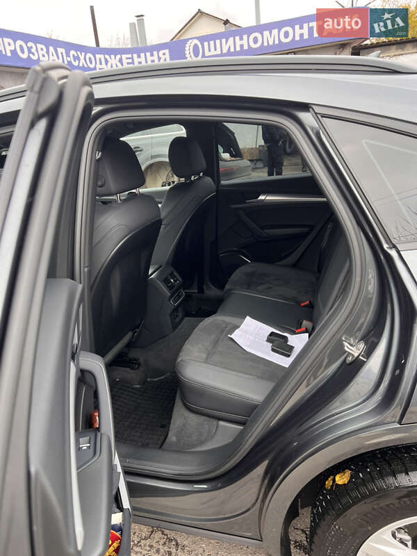 Внедорожник / Кроссовер Audi Q5 2023 в Харькове