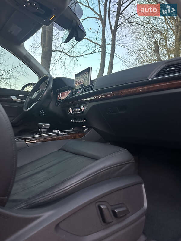 Внедорожник / Кроссовер Audi Q5 2017 в Тернополе фото 55 Внедорожник / Кроссовер Audi Q5 2017 в Тернополе