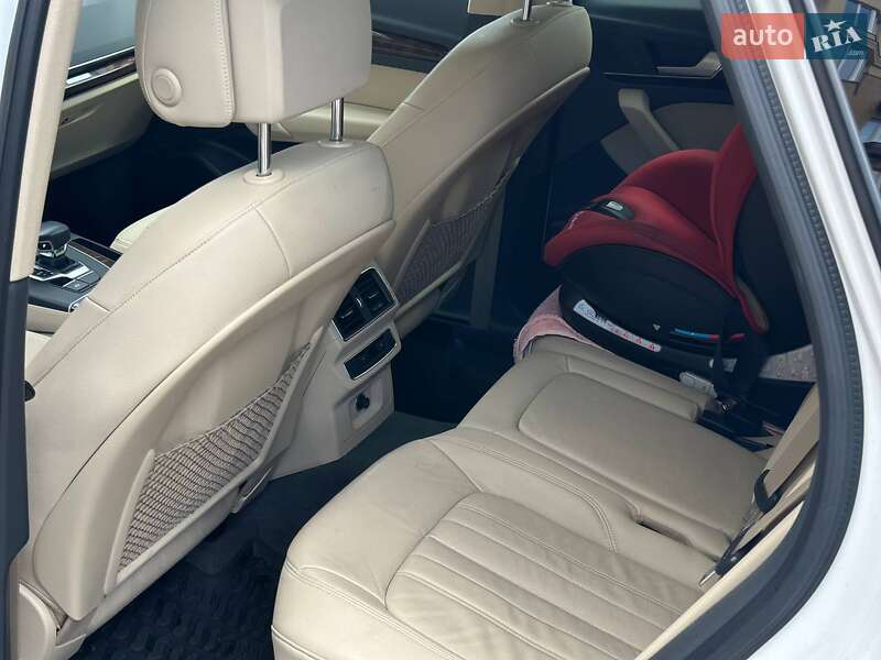 Позашляховик / Кросовер Audi Q5 2018 в Києві фото 8 Позашляховик / Кросовер Audi Q5 2018 в Києві