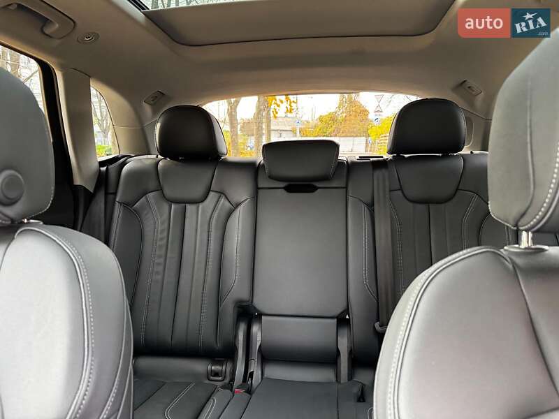Позашляховик / Кросовер Audi Q5 2024 в Києві фото 29 Позашляховик / Кросовер Audi Q5 2024 в Києві