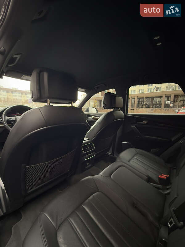 Позашляховик / Кросовер Audi Q5 2019 в Сумах фото 39 Позашляховик / Кросовер Audi Q5 2019 в Сумах