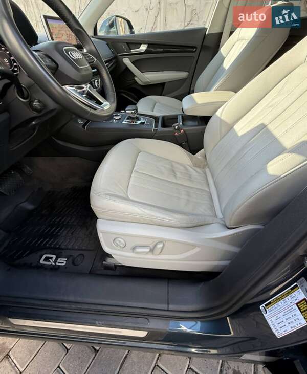Позашляховик / Кросовер Audi Q5 2018 в Тернополі фото 8 Позашляховик / Кросовер Audi Q5 2018 в Тернополі