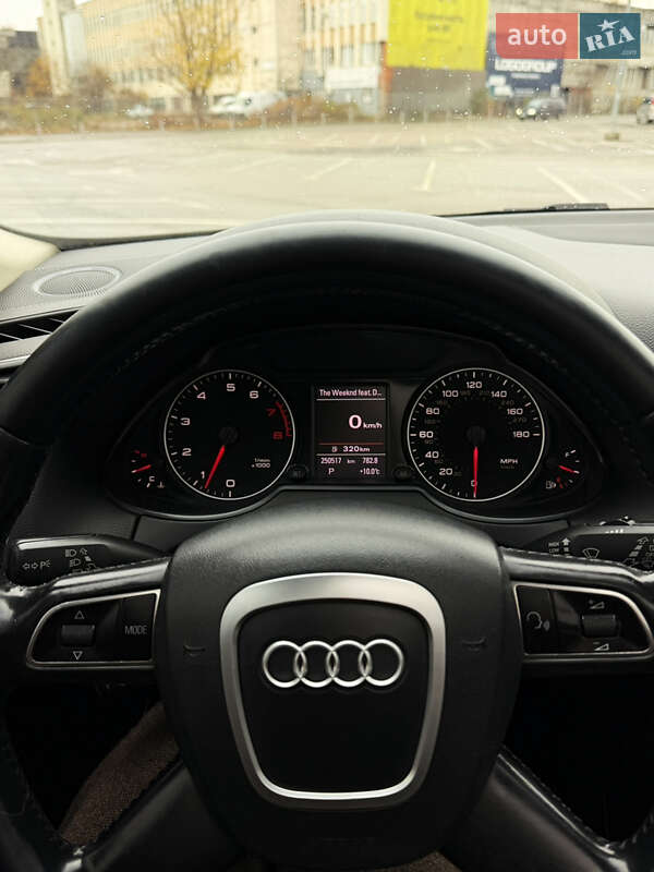 Внедорожник / Кроссовер Audi Q5 2011 в Ивано-Франковске