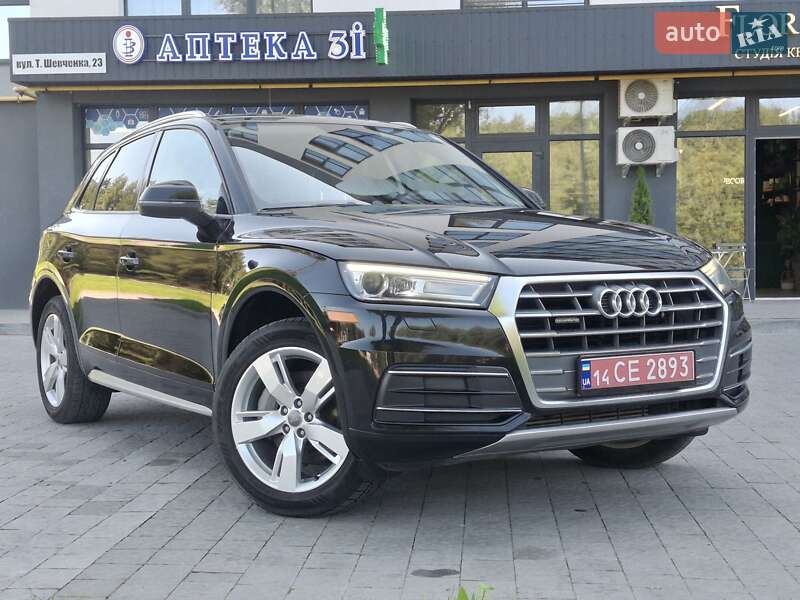 Позашляховик / Кросовер Audi Q5 2018 в Львові