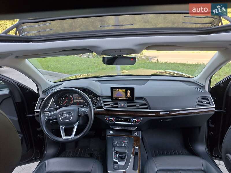 Позашляховик / Кросовер Audi Q5 2018 в Львові