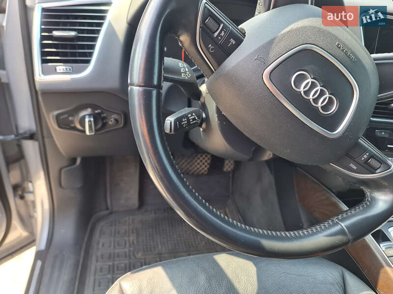 Позашляховик / Кросовер Audi Q5 2015 в Чернівцях фото 4 Позашляховик / Кросовер Audi Q5 2015 в Чернівцях