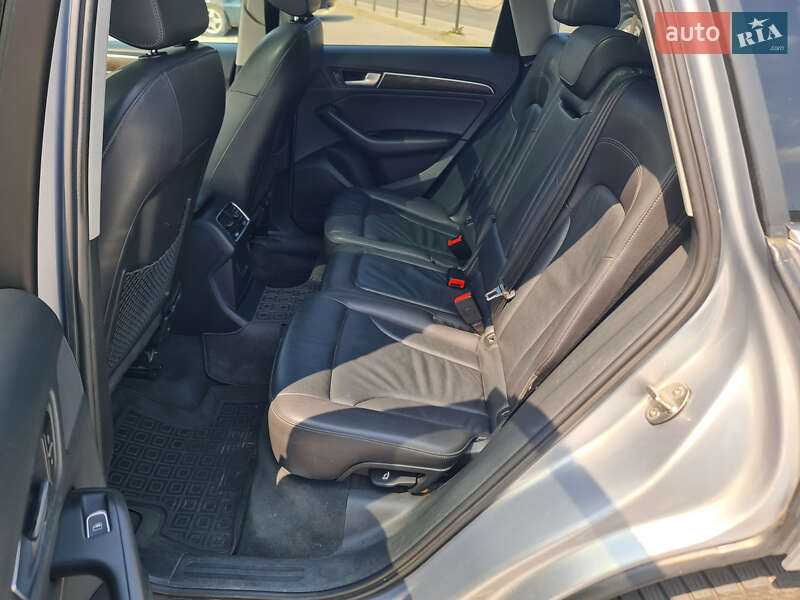 Позашляховик / Кросовер Audi Q5 2015 в Чернівцях фото 8 Позашляховик / Кросовер Audi Q5 2015 в Чернівцях