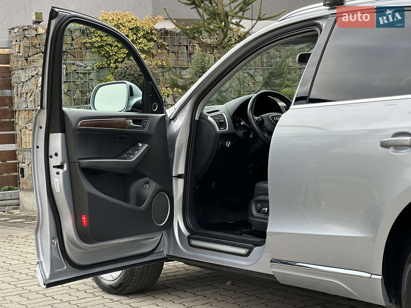 Позашляховик / Кросовер Audi Q5 2015 в Стрию