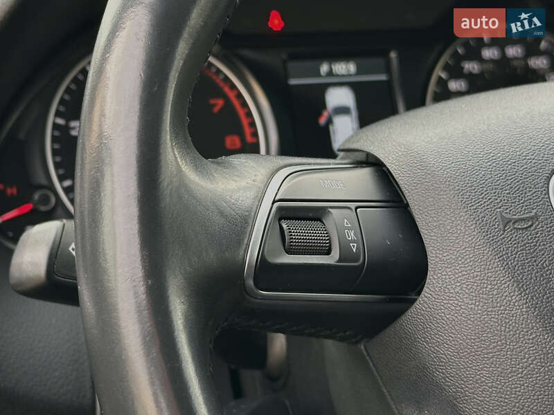 Позашляховик / Кросовер Audi Q5 2015 в Стрию