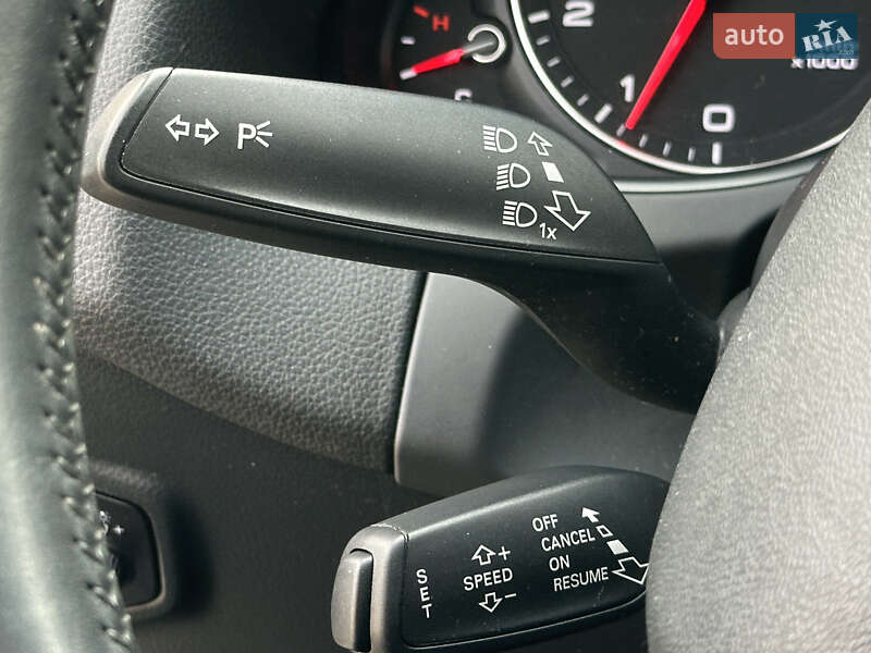 Позашляховик / Кросовер Audi Q5 2015 в Стрию