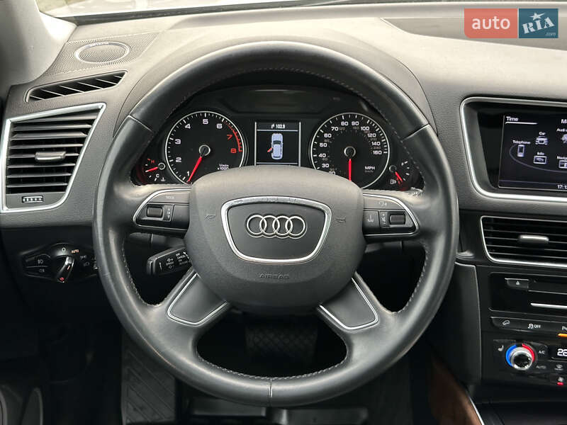 Позашляховик / Кросовер Audi Q5 2015 в Стрию