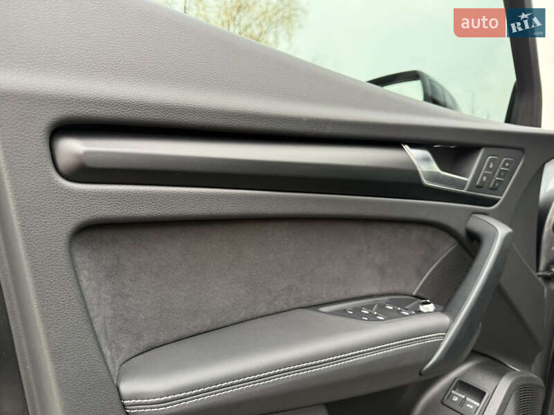 Позашляховик / Кросовер Audi Q5 2024 в Львові