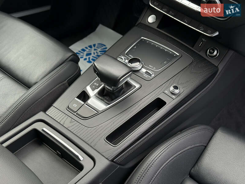 Позашляховик / Кросовер Audi Q5 2020 в Івано-Франківську фото 14 Позашляховик / Кросовер Audi Q5 2020 в Івано-Франківську