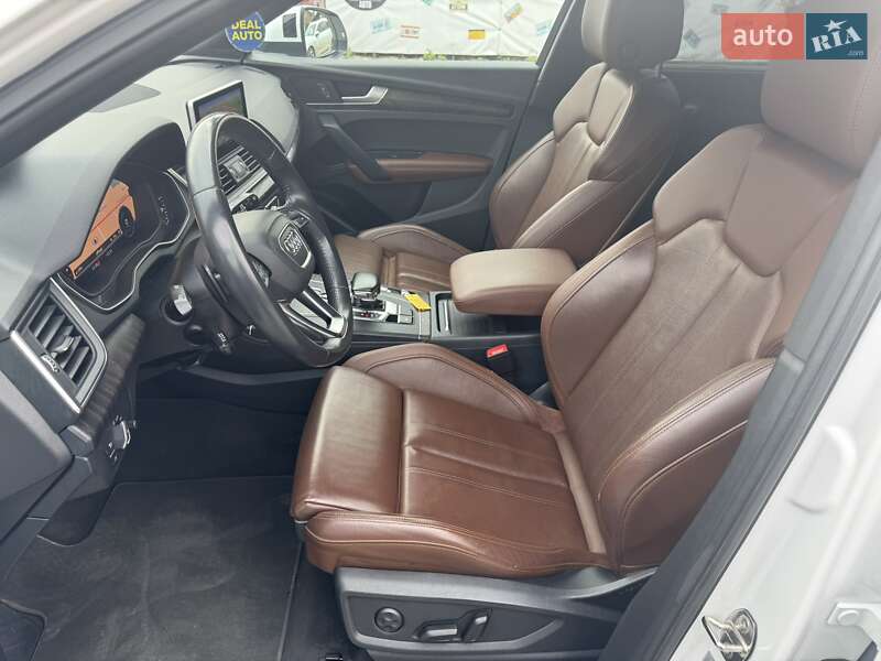 Внедорожник / Кроссовер Audi Q5 2019 в Ивано-Франковске