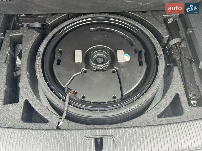 Внедорожник / Кроссовер Audi Q5 2019 в Ивано-Франковске