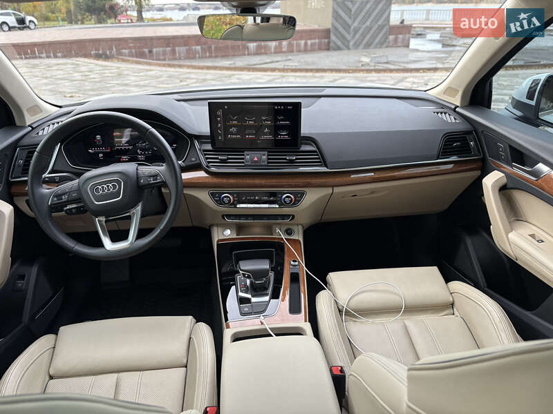 Позашляховик / Кросовер Audi Q5 2023 в Києві