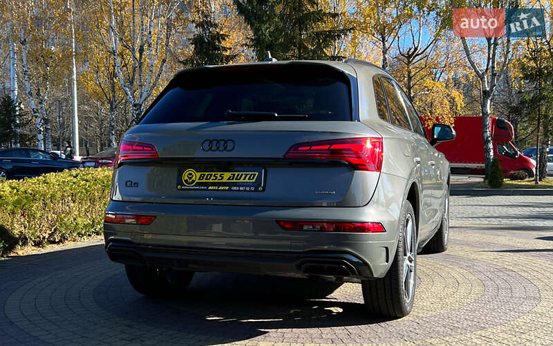 Позашляховик / Кросовер Audi Q5 2022 в Львові