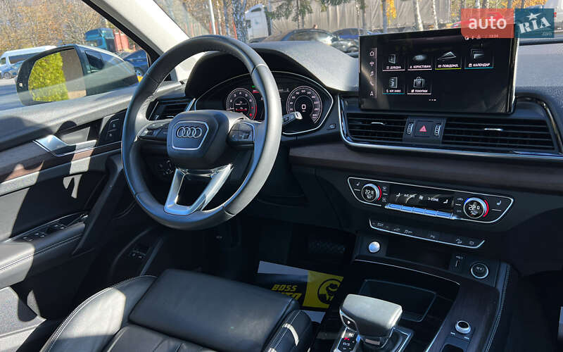 Позашляховик / Кросовер Audi Q5 2022 в Львові