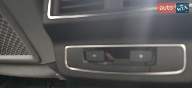 Позашляховик / Кросовер Audi Q5 2018 в Дніпрі фото 16 Позашляховик / Кросовер Audi Q5 2018 в Дніпрі