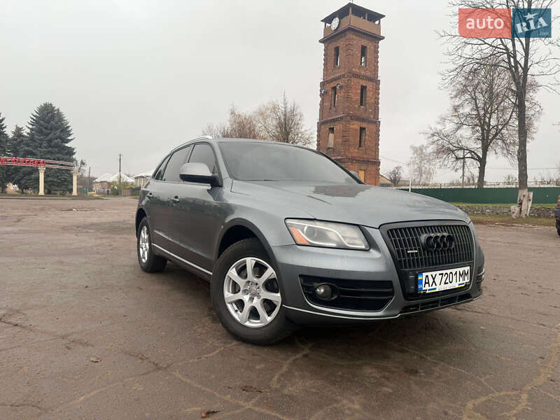 Внедорожник / Кроссовер Audi Q5 2011 в Золочеве