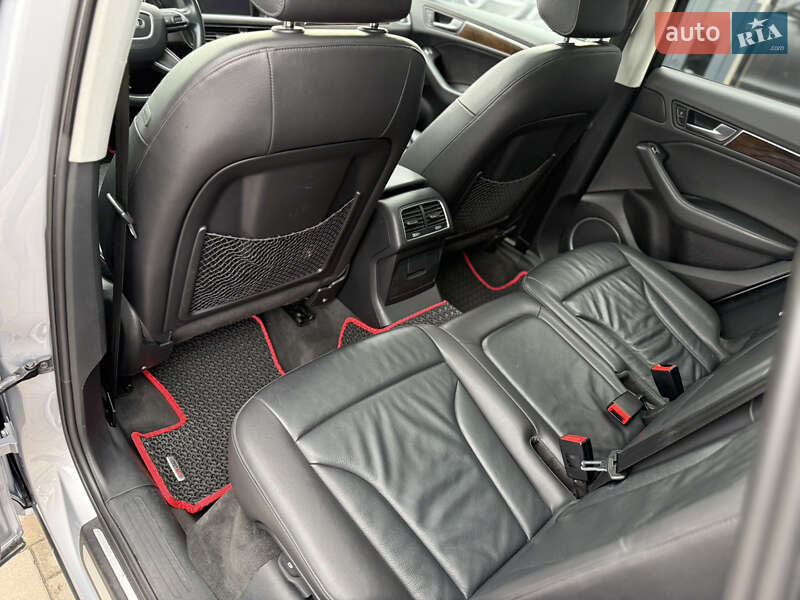 Позашляховик / Кросовер Audi Q5 2015 в Рівному